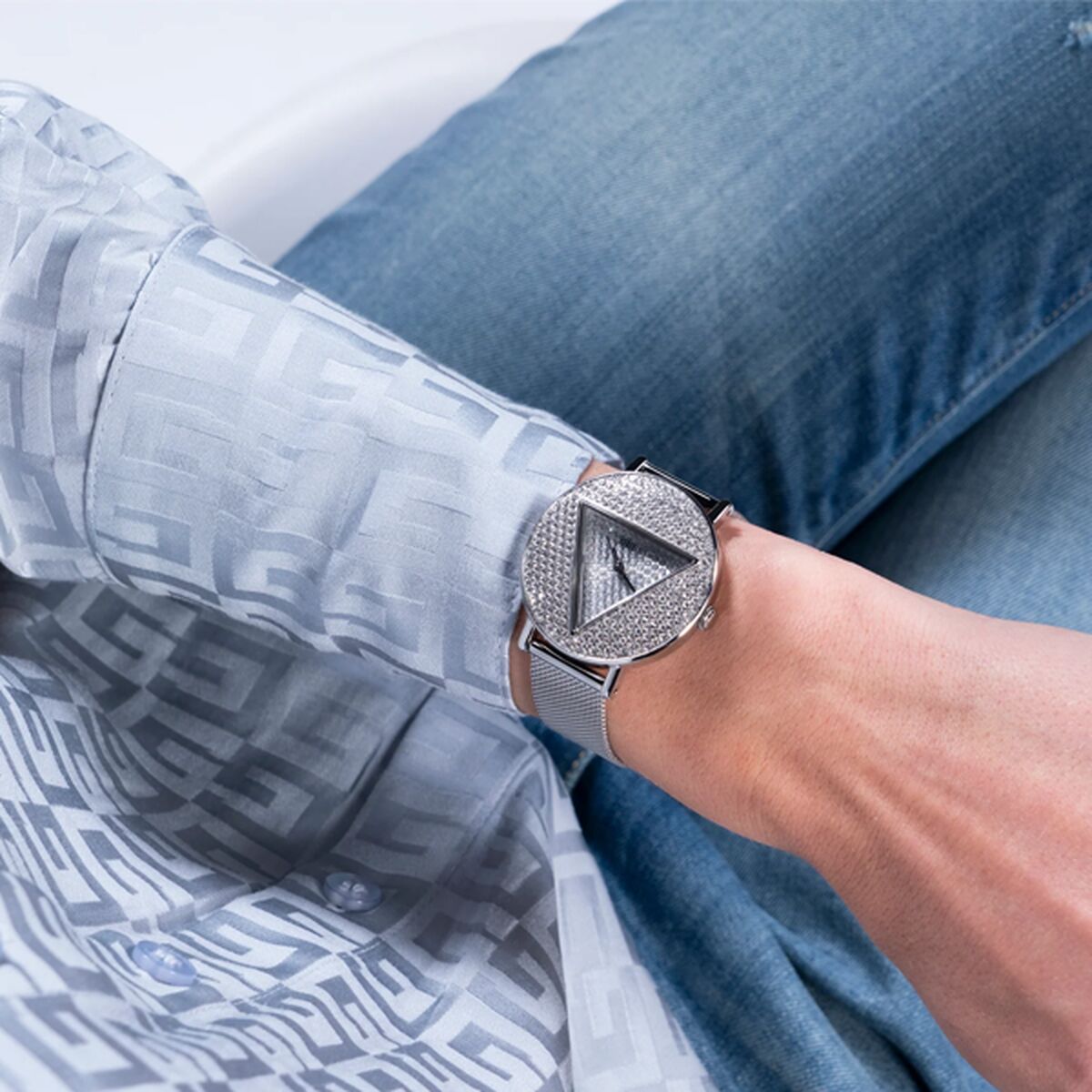 V4HB32757CE0096318013F69C97DCC22B47R4507840P4