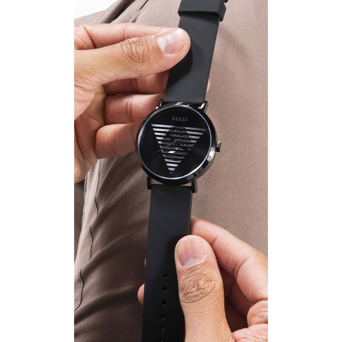 V4HBF5774F5D662D4EC0C00D948AE4C4576R7302938P10