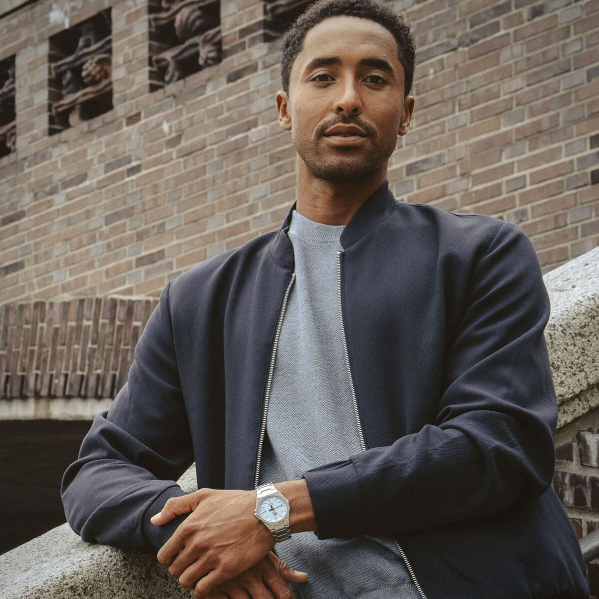 V5HAD6351582FBE1305E19C37C30C06FD9BR7406812P2