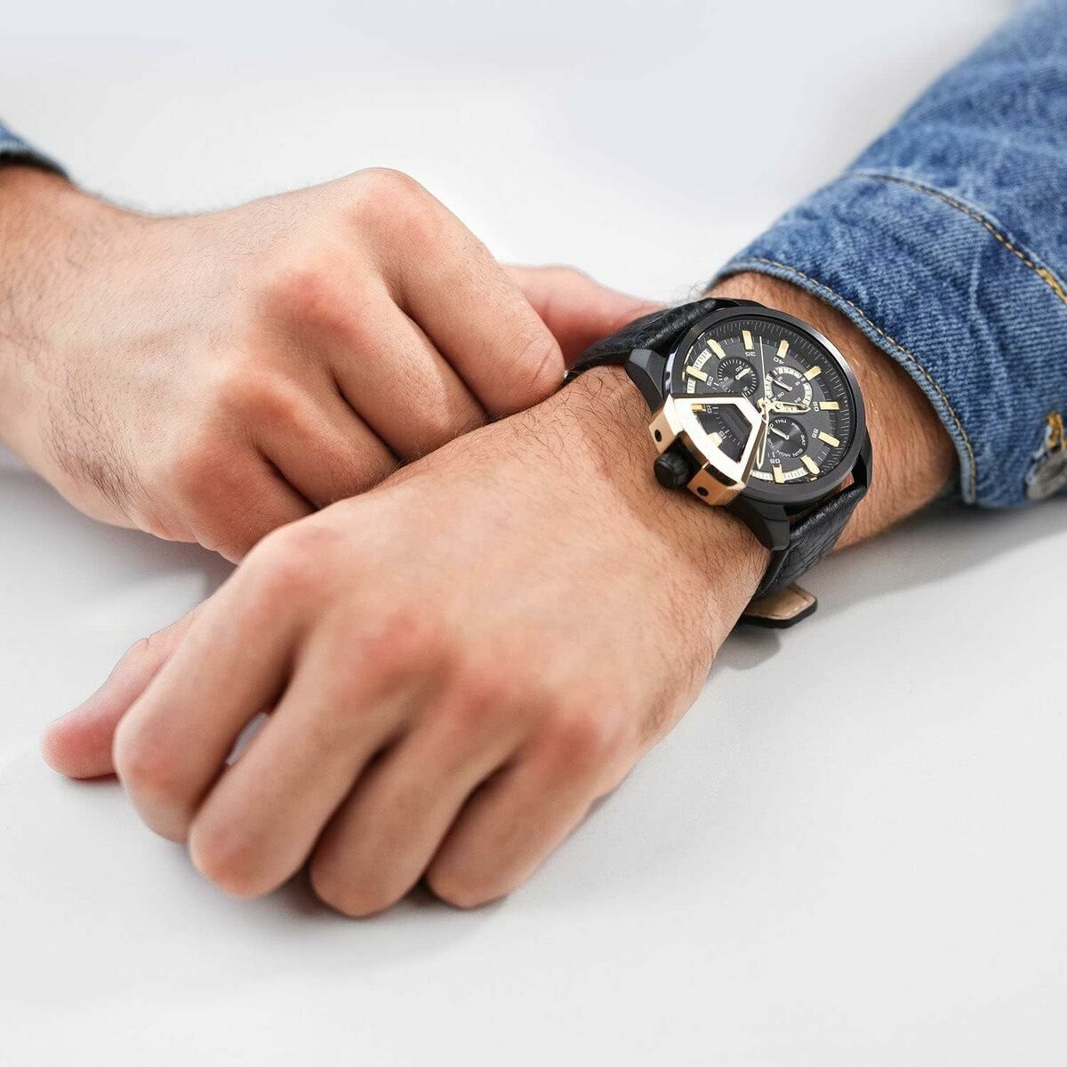 V2H7A41712A30319E0A138D7C7C4CF5AEF2R6932545P5