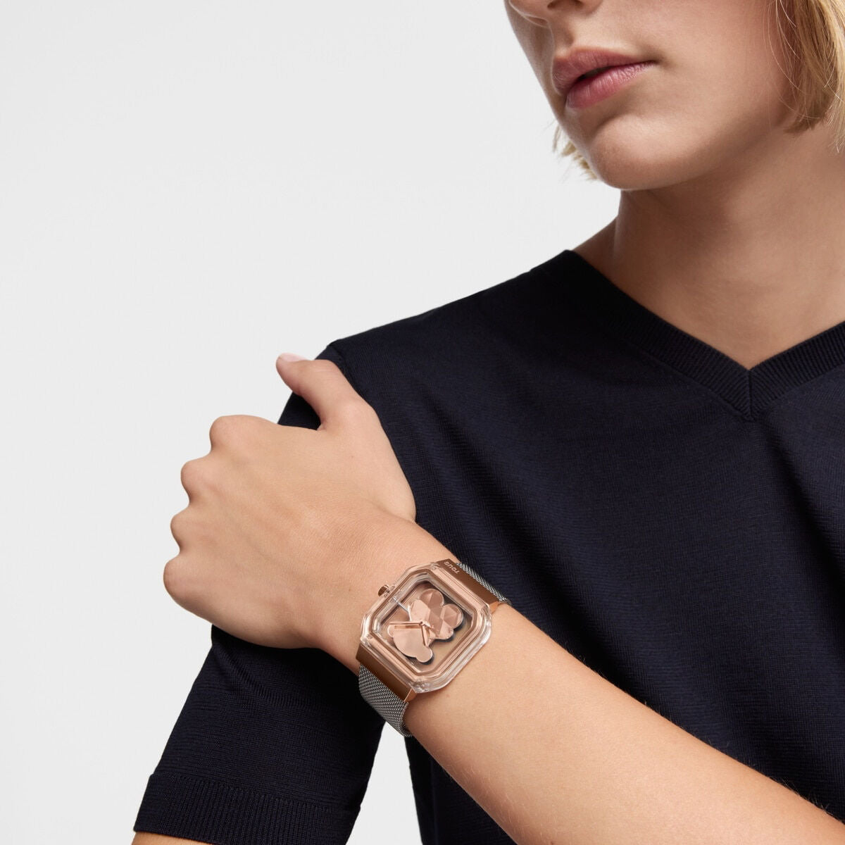 V3H7E9F5A836D069C18D6169FF5A72866ECR6467962P4